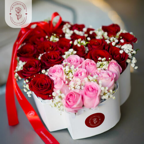 Amour Heart – Red & Pink Roses Box